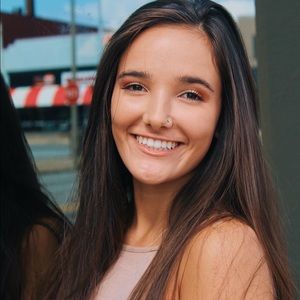 Meet your Posher, Hailey